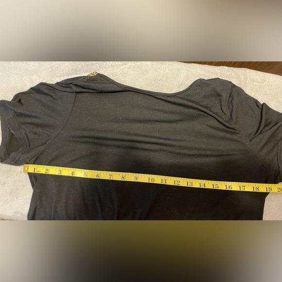 Black medium T-shirt with Aztec embroidery - Picture 7 of 9